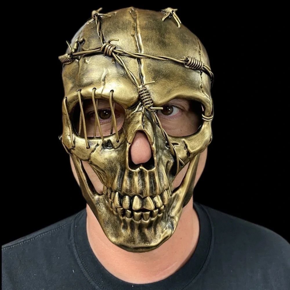 Skeleton mask with barbed wire and 